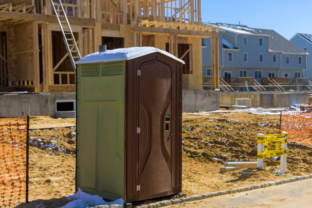 Best Portable restroom trailer rental  in Paynesville, MN